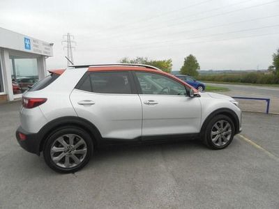 Used Kia Stonic First Edition 108 HP (79 kW) 2018 Silver SUV