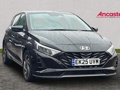 Used Hyundai i20 Advanced 90 HP (66 kW) 2025 Black Hatchback