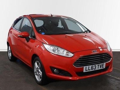 Red Used 2013 Ford Fiesta Zetec Hatchback | £6,995 (Good price)
