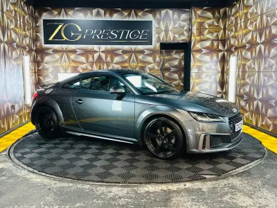 Usado Audi TT S-Line 245 HP (180 kW) 2020 Cinzento Coupé