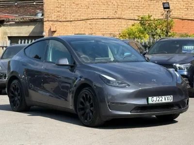 Usado Tesla Model Y Long Range AWD 85 kW (116 HP) 2022 Cinzento SUV