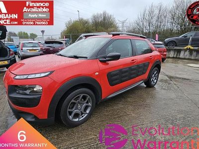 Used Citroën C4 Cactus Feel 110 HP (80 kW) 2016 Red Hatchback