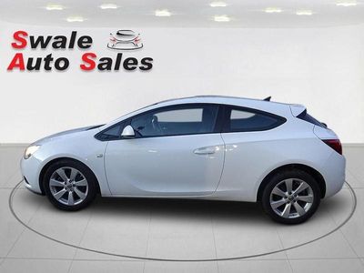 White Used 2015 Vauxhall Astra GTC Sport Coupe | £3,795 (Fair price)