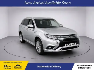 Used Mitsubishi Outlander P-HEV 209 HP (153 kW) 2019 SUV
