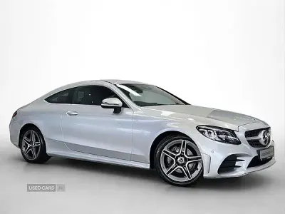 Używany Mercedes C220 AMG Line Premium 2019 Srebrny Coupe