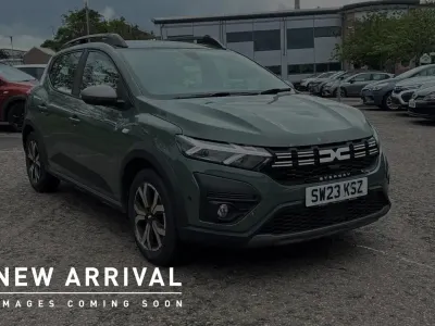 Used Dacia Sandero Journey 90 HP (66 kW) 2023 Green Hatchback