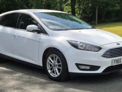 Used Ford Focus Zetec 2016 White Hatchback