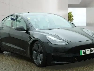 Używany Tesla Model 3 11 kW (15 KM) 2022 Sedan/Limuzyna