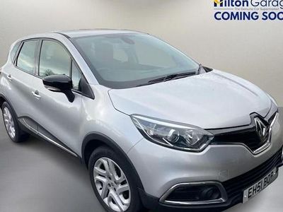 Used Renault Captur Dynamique 90 HP (66 kW) 2016 Silver SUV