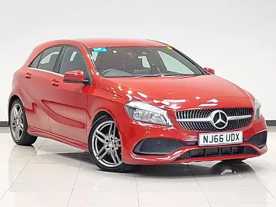 Used Mercedes A180 Executive 122 HP (89 kW) 2016 Red Hatchback
