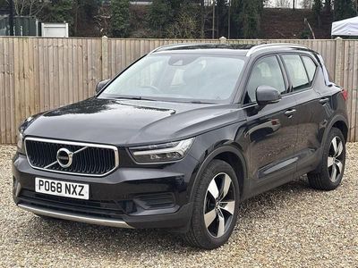 Used Volvo XC40 Momentum 156 HP (114 kW) 2018 Black SUV