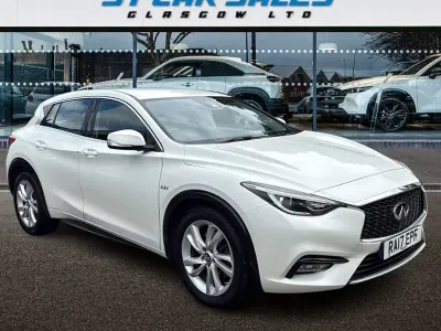 Used Infiniti Q30 Business Executive 170 HP (125 kW) 2017 Hatchback