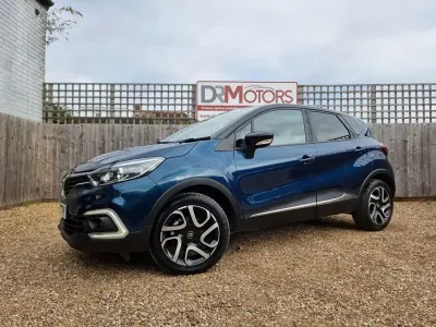 Used Renault Captur Iconic 90 HP (66 kW) 2019 Blue SUV