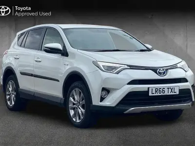 Used Toyota RAV4 Hybrid 194 HP (142 kW) 2016 Pearl white SUV