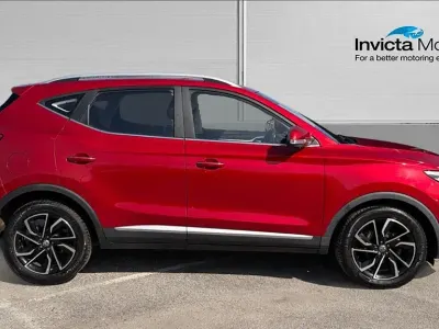 Usado MG ZS Exclusive 106 CV (77 kW) 2022 Rojo SUV