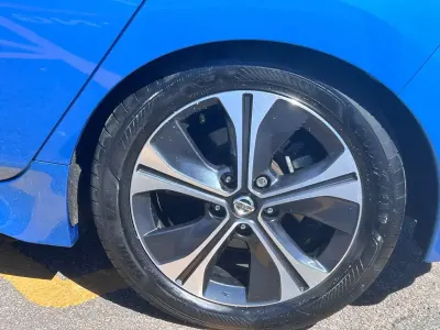 Used Nissan Leaf N-Connecta 110 kW (150 HP) 2021 Blue Hatchback