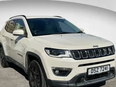 Begagnad Jeep Compass Limited 140 HK (102 kW) 2019 Vit SUV