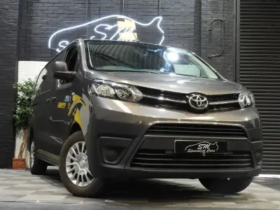 Used Toyota Proace 140 HP (102 kW) 2023 Grey MPV