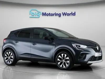 Used Renault Captur Evolution 145 HP (106 kW) 2023 Blue SUV