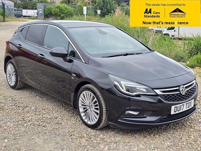 Used Vauxhall Astra Elite 136 HP (100 kW) 2017 Black Hatchback