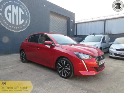 Used Peugeot 208 Allure 102 HP (75 kW) 2020 Red Hatchback