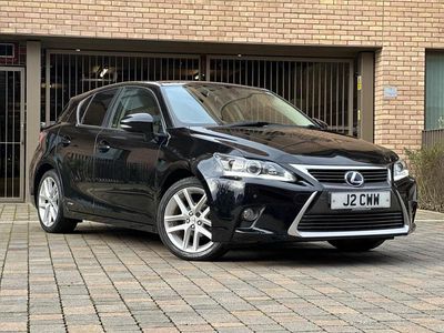 Lexus CT200h