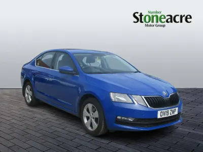 Gebraucht Skoda Octavia SE Technology 115 PS (84 kW) 2019 Blau Kleinwagen