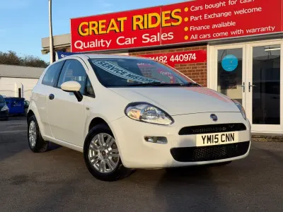 Used Fiat Punto Pop 69 HP (50 kW) 2015 White Hatchback