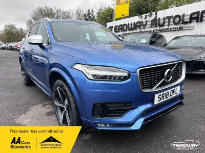 Begagnad Volvo XC90 R-Design 2018 Blå SUV