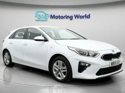 Used Kia Ceed 118 HP (86 kW) 2019 White Hatchback