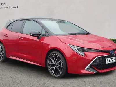 Used Toyota Corolla 122 HP (89 kW) 2022 Scarlet flare bitone Hatchback