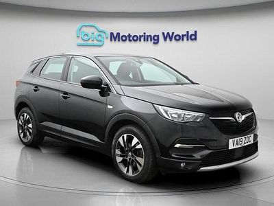 Used Vauxhall Grandland X Sport 130 HP (95 kW) 2019 Black SUV