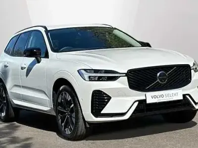 Begagnad Volvo XC60 Plus 250 HK (183 kW) 2025 Vit SUV