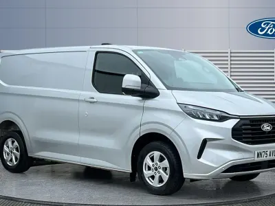 Begagnad Ford Transit Custom Limited 136 HK (100 kW) 2025 Van