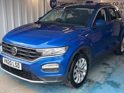 Used VW T-Roc SE 150 HP (110 kW) 2020 Blue SUV