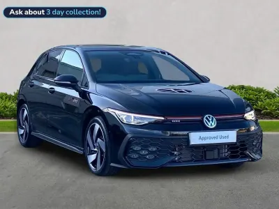 Begagnad VW Golf VIII GTI 265 HK (194 kW) 2026 Svart Halvkombi