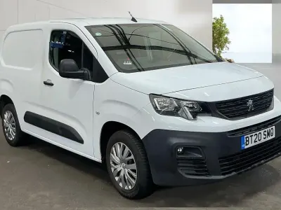 Used Peugeot Partner 108 HP (79 kW) 2020 White MPV