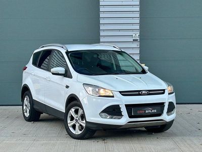 Second-hand Ford Kuga Zetec 150 CP (110 kW) 2015 Alb SUV