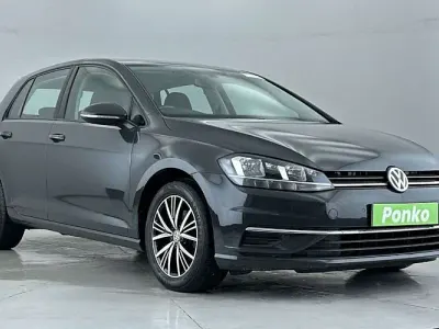 Used VW Golf VII SE 116 HP (85 kW) 2018 Hatchback