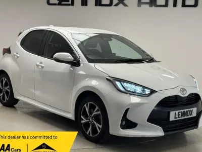 Used Toyota Yaris Design 116 HP (85 kW) 2024 White Hatchback