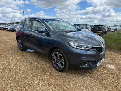Usado Renault Kadjar Dynamique 140 HP (102 kW) 2018 Cinzento SUV