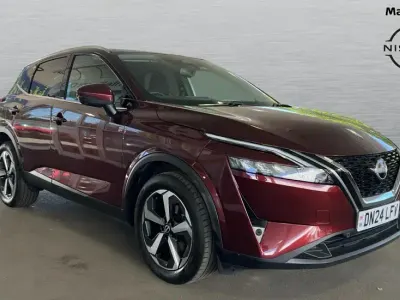 Used Nissan Qashqai N-Connecta 158 HP (116 kW) 2024 Red SUV