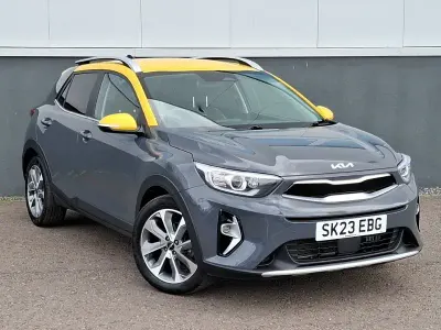 Used Kia Stonic 99 HP (72 kW) 2023 Grey SUV