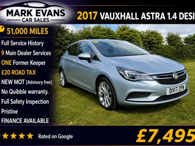 Używany Vauxhall Astra Design Edition 2017 Srebrny Hatchback