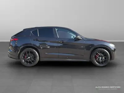 Used Alfa Romeo Stelvio Veloce 276 HP (202 kW) 2020 Black SUV