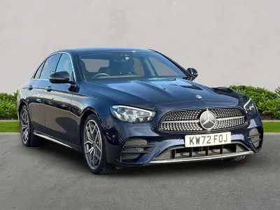 Begagnad Mercedes E200 AMG Line Premium 200 HK (147 kW) 2023 Blå Sedan