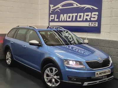 Used Skoda Octavia Scout 4x4 184 HP (135 kW) 2016 Blue Estate