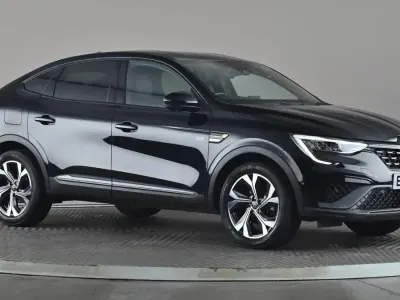 Used Renault Arkana Engineered 142 HP (104 kW) 2023 Black SUV