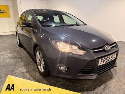 Used Ford Focus Zetec 115 HP (84 kW) 2012 Grey Hatchback