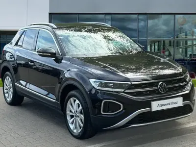 Used VW T-Roc Style 150 HP (110 kW) 2025 Deep black pearl SUV